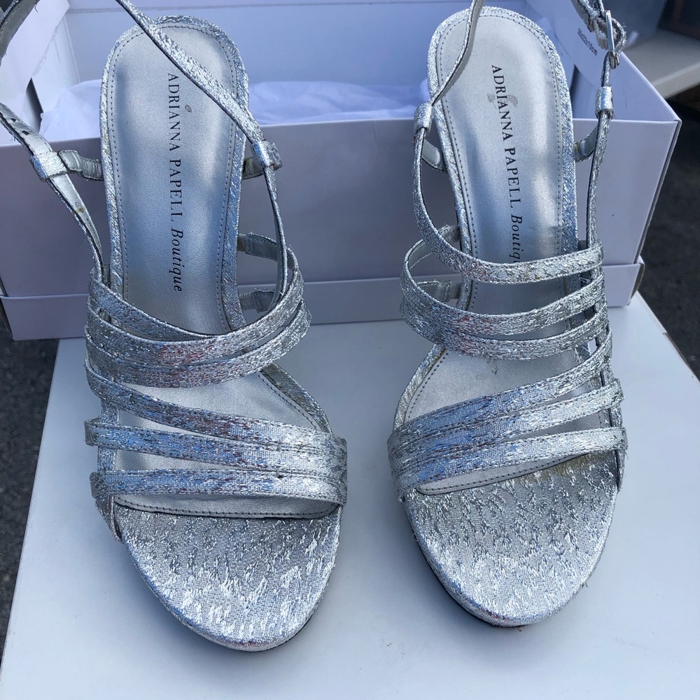 Sandals - Picture 4 of 6